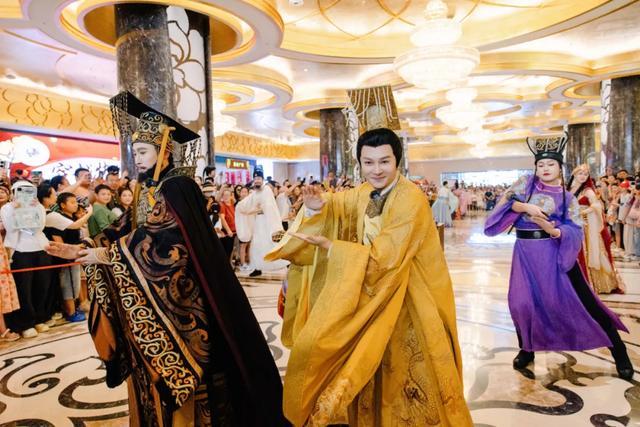 星空体育官网-“李世民”在景区跳科目三