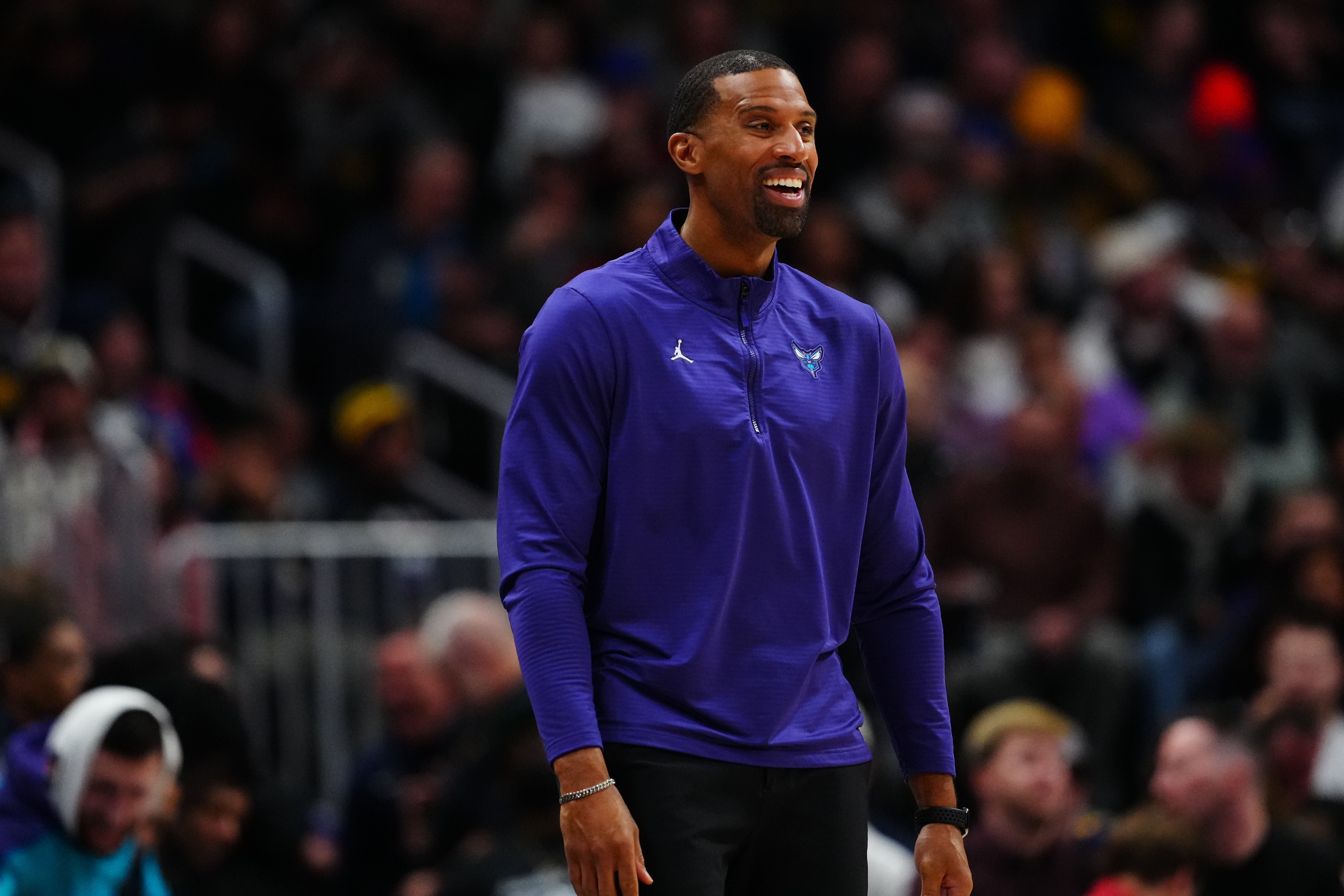 星空体育官网-大胜魔术！黄蜂主帅：我们的沟通非常棒 这是球队不断成长的原因